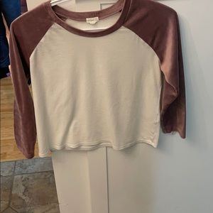 Cute pj shirt velvet sleeves